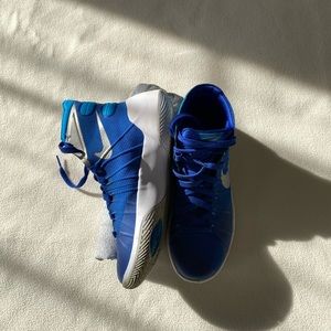 Nike basketball sneakers